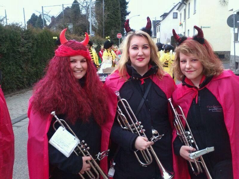 1901263 466204920147925 n